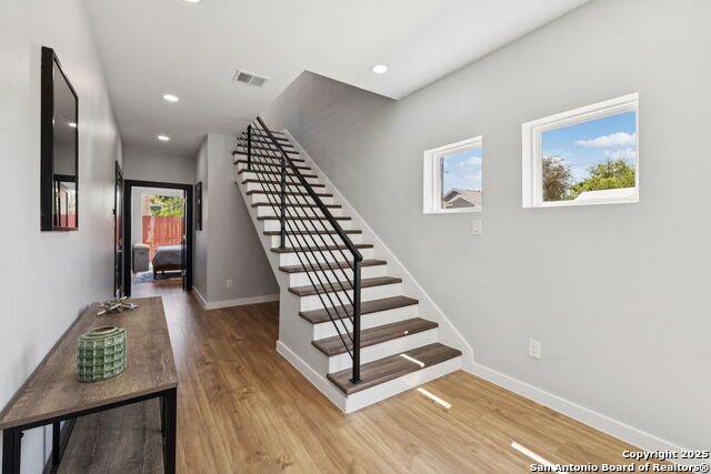 Image 18 of 34 For 510 S Mesquite  104