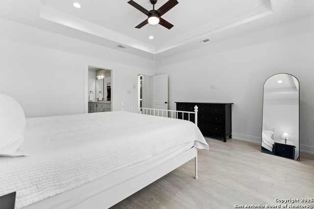 Image 24 of 43 For 1101 Persimmon