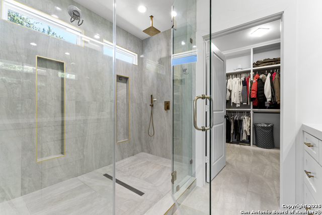 Image 28 of 43 For 1101 Persimmon