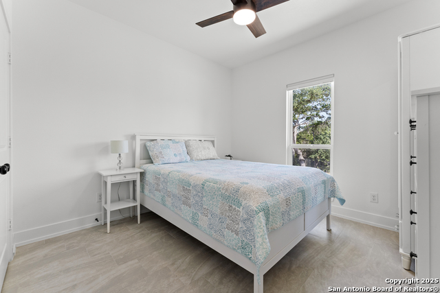 Image 30 of 43 For 1101 Persimmon