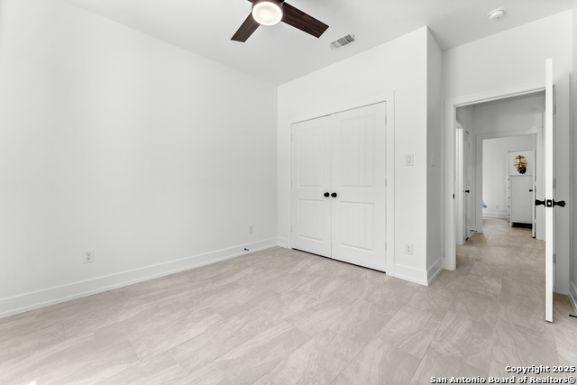 Image 37 of 43 For 1101 Persimmon