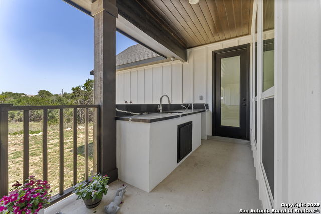 Image 40 of 43 For 1101 Persimmon