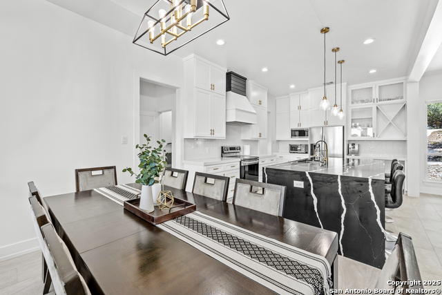 Image 8 of 43 For 1101 Persimmon