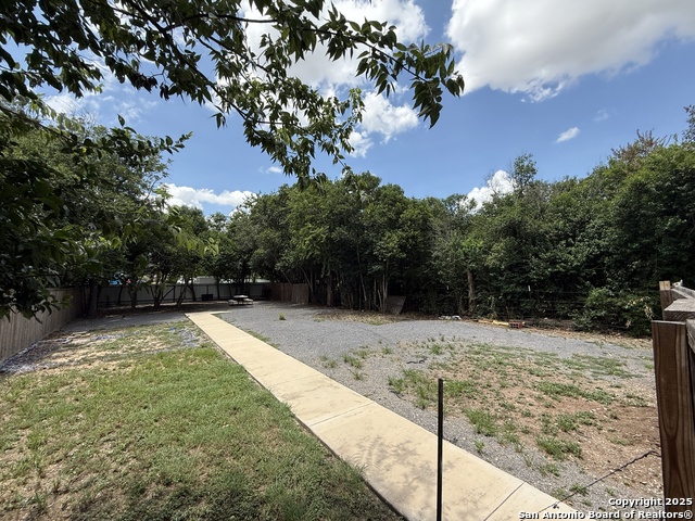 Image 2 of 12 For 924 Roselawn