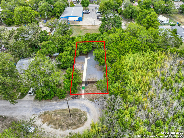 Image 7 of 12 For 924 Roselawn