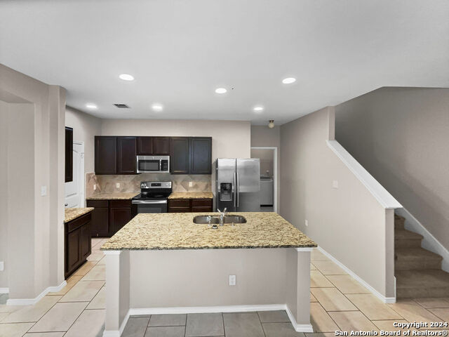 Image 8 of 21 For 9930 Belmore Cove