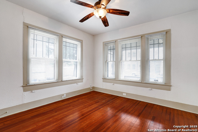 Image 12 of 20 For 901 Euclid  901