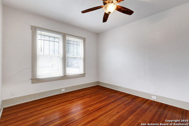 Image 14 of 20 For 901 Euclid  901