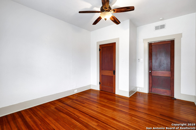 Image 15 of 20 For 901 Euclid  901