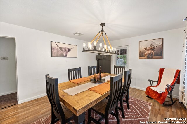 Listing photo id 14 for 1485 Mill W