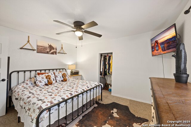 Listing photo id 17 for 1485 Mill W