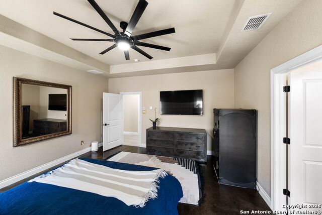 Listing photo id 12 for 2239 Brittany Grace