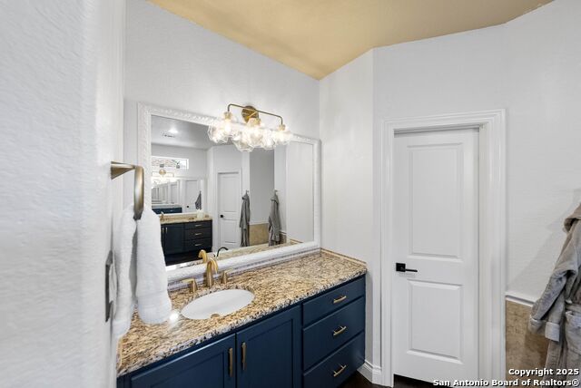 Listing photo id 14 for 2239 Brittany Grace