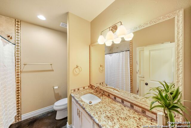 Listing photo id 22 for 2239 Brittany Grace