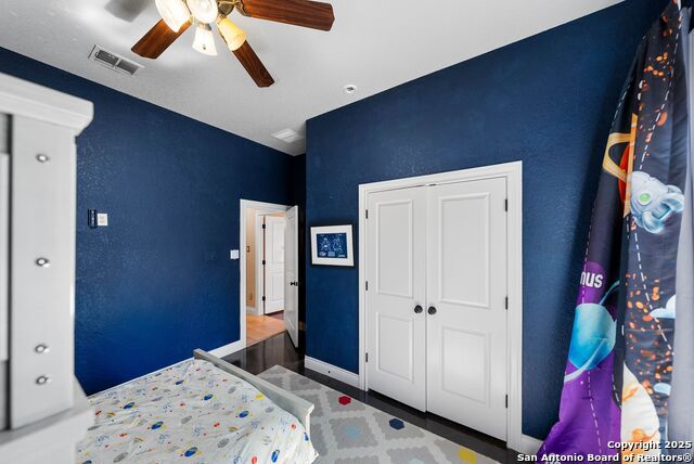 Listing photo id 25 for 2239 Brittany Grace