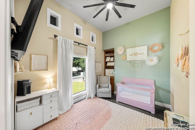 Listing photo id 29 for 2239 Brittany Grace