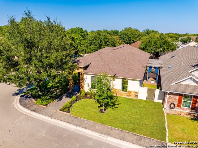Listing photo id 41 for 2239 Brittany Grace
