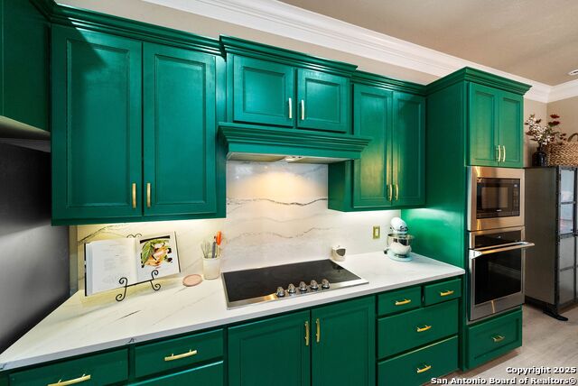 Listing photo id 7 for 2239 Brittany Grace