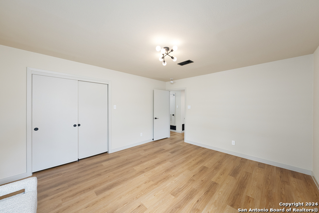 Image 32 of 45 For 423 Rockhill