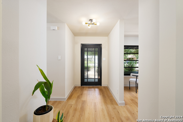 Image 6 of 45 For 423 Rockhill