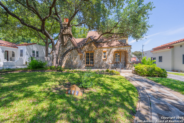 Details for 239 Stanford, Olmos Park, TX 78212