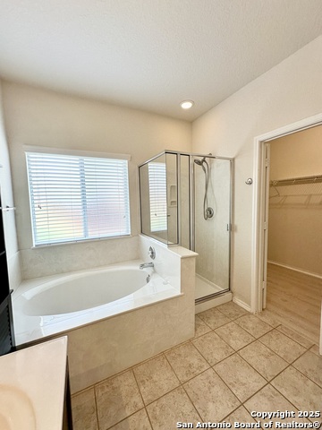 Image 15 of 24 For 3814 Olive  