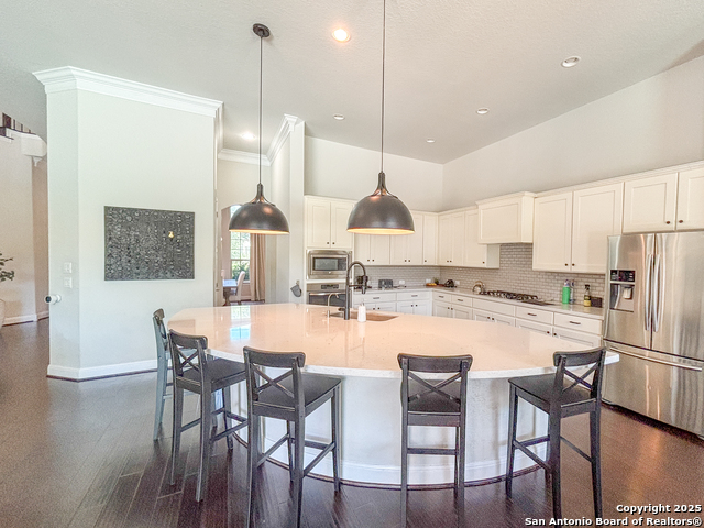 Image 20 of 73 For 17814 Hillsedge