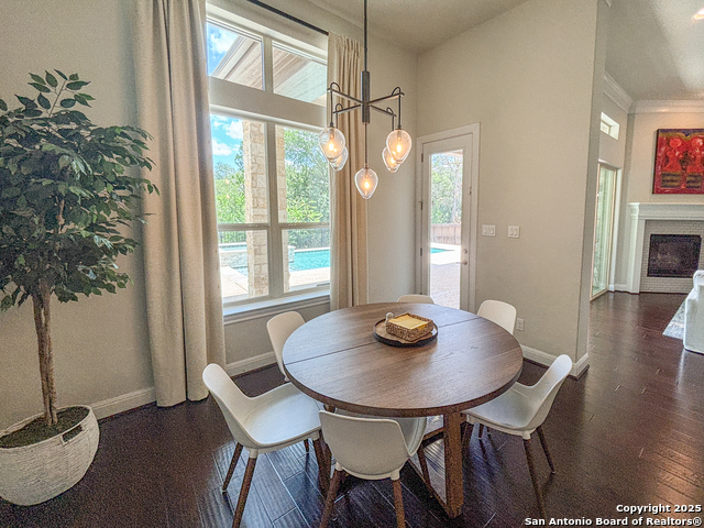 Image 21 of 73 For 17814 Hillsedge