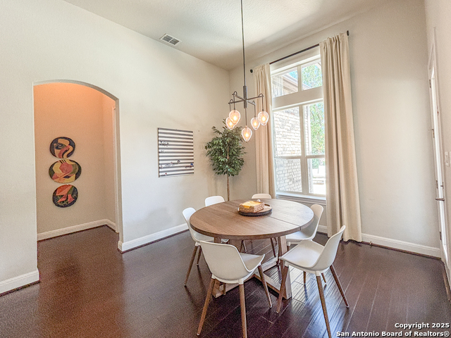 Image 23 of 73 For 17814 Hillsedge