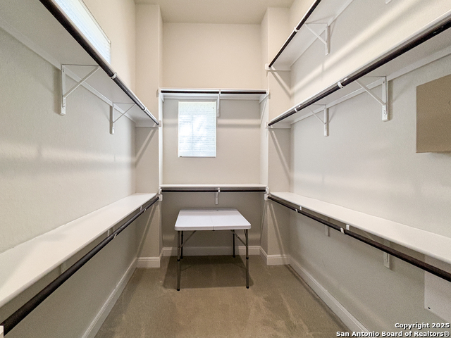 Image 40 of 73 For 17814 Hillsedge