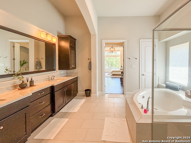 Image 42 of 73 For 17814 Hillsedge