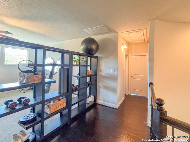 Image 49 of 73 For 17814 Hillsedge