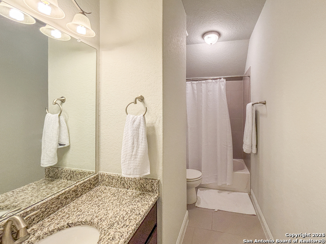 Image 55 of 73 For 17814 Hillsedge