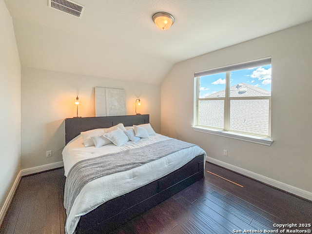 Image 56 of 73 For 17814 Hillsedge