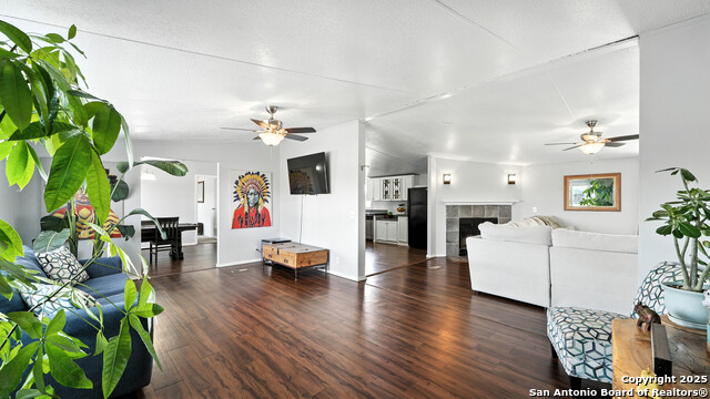 Image 14 of 49 For 240 Broward  