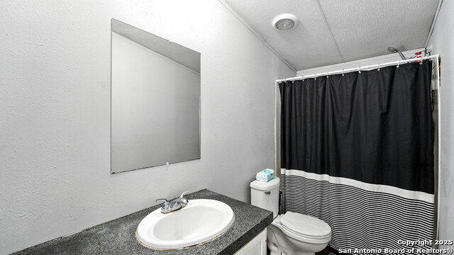 Image 38 of 49 For 240 Broward  