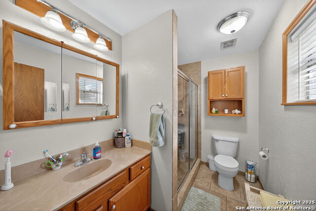 Image 18 of 27 For 82 Pulliam  