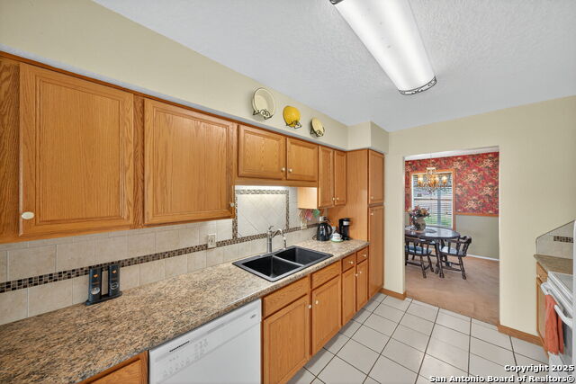 Image 9 of 27 For 82 Pulliam  