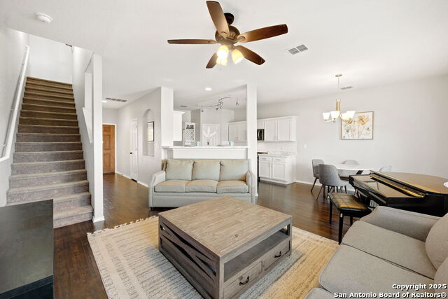 Listing photo id 6 for 27134 Villa Toscana