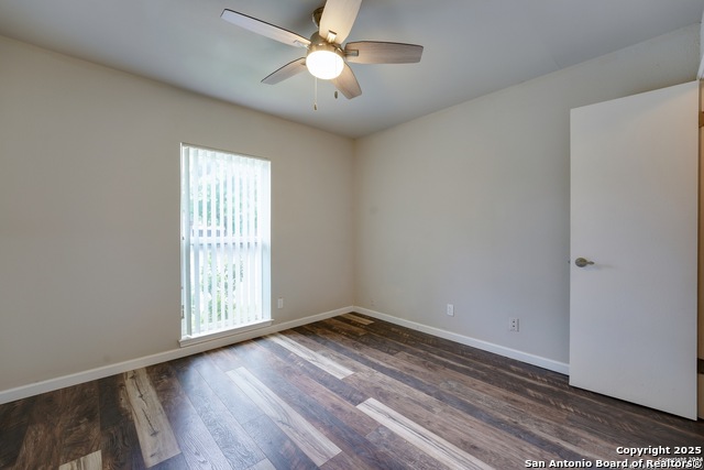 Image 11 of 20 For 709 Meadow Arbor