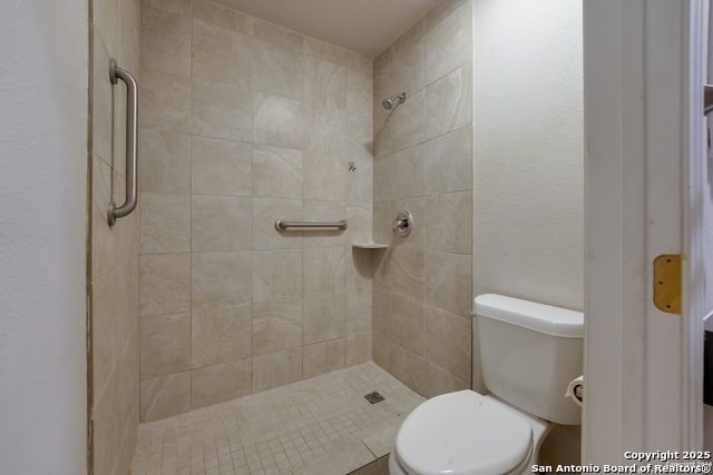 Image 15 of 20 For 709 Meadow Arbor