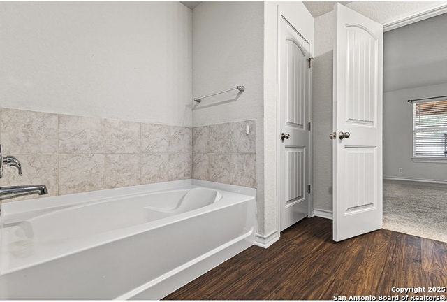 Image 13 of 32 For 13340 Hackney Pony