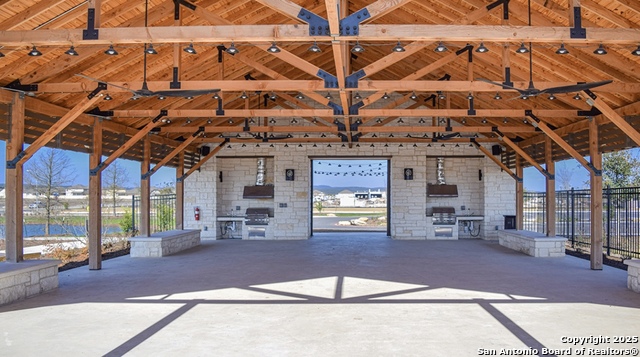 Image 29 of 32 For 13340 Hackney Pony