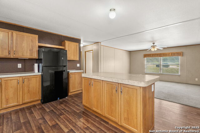 Image 6 of 24 For 646 Old Colony