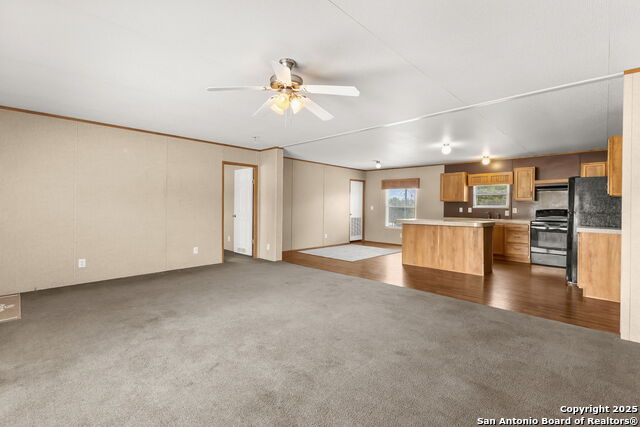 Image 7 of 24 For 646 Old Colony