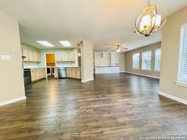 Image 8 of 17 For 6346 Regency Ln