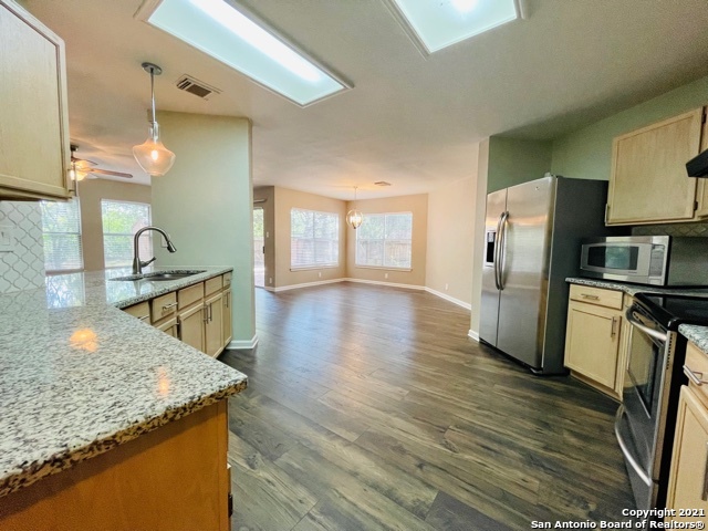Image 9 of 17 For 6346 Regency Ln
