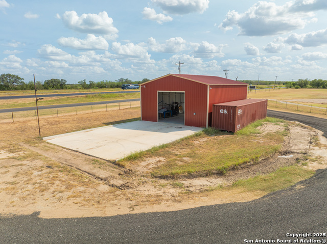 Details for 14951 Ih 35 N, Moore, TX 78057
