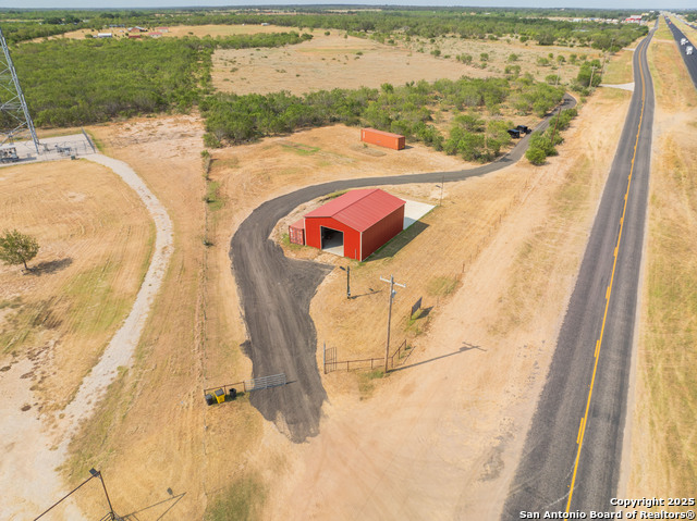 Image 10 of 26 For 14951 Ih 35 N
