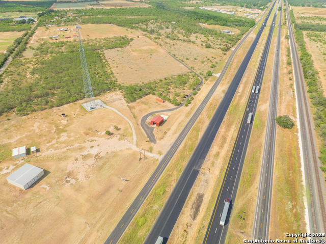 Image 17 of 26 For 14951 Ih 35 N